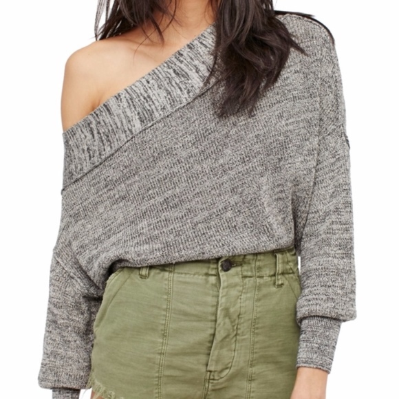 Free People Sweaters - ✨SALE✨ Free People Gray Alana Pullover Sweater